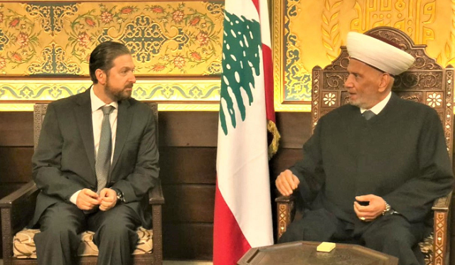 كرامي في تكريم المفتي دريان: المرجعية  لحمل السلاح هي الدولة والجيش