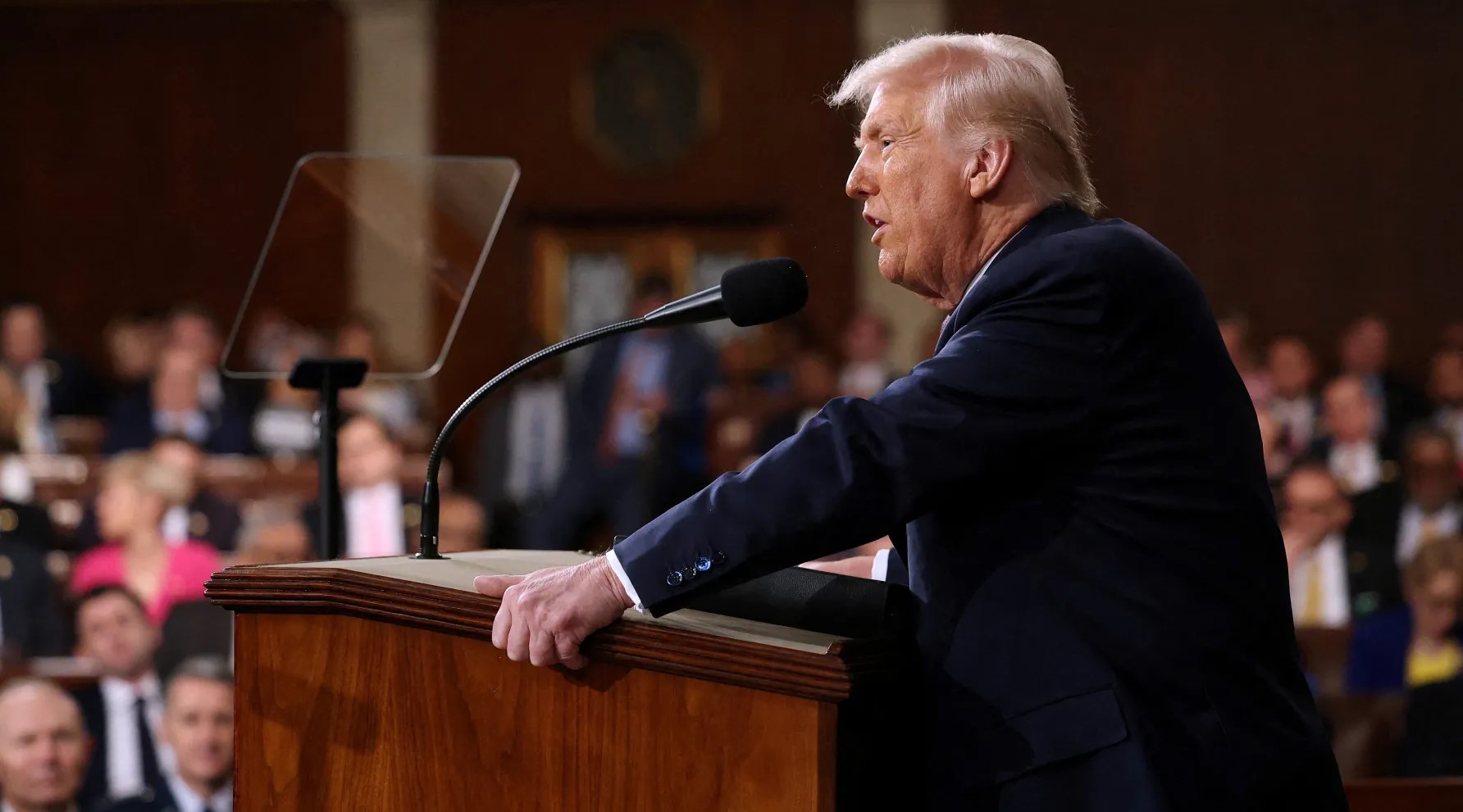 خطاب حالة الاتحاد: ترامب يثير جدلاً واسعاً ويقدّم أطول خطاب في تاريخ المناسبة